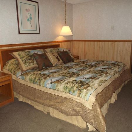 Caboose Motel Libby Bagian luar foto